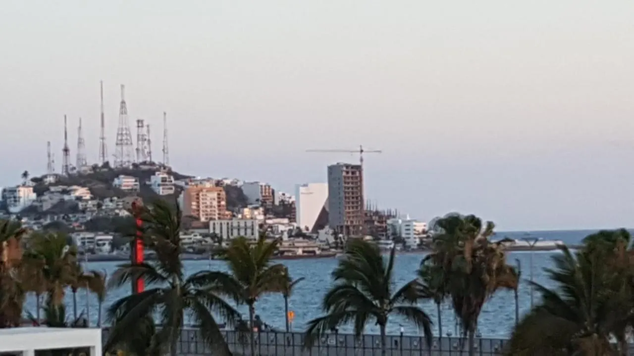 Departamento A Dos Cuadras De La Playa Daire Mazatlan